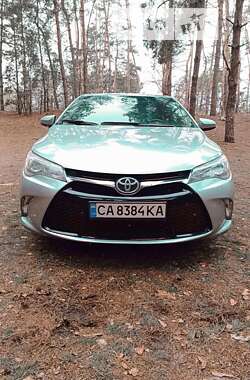 Toyota Camry 2015