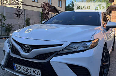 Седан Toyota Camry 2018 в Вінниці