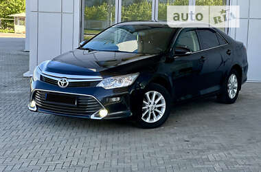 Toyota Camry 2016