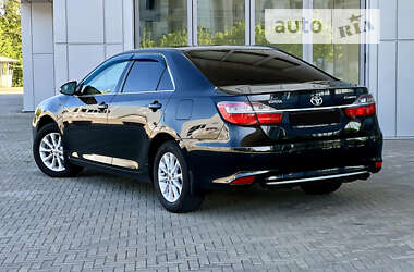 Седан Toyota Camry 2016 в Харькове