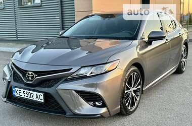 Toyota Camry 2020