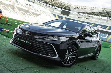 Седан Toyota Camry 2022 в Одесі