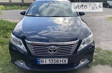 Седан Toyota Camry 2011 в Полтаві