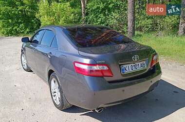 Седан Toyota Camry 2006 в Чубинском