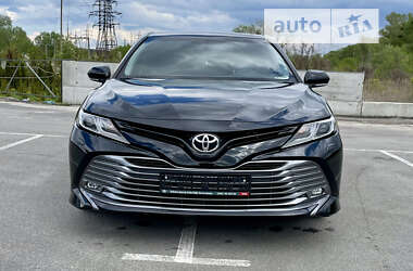 Toyota Camry 2018