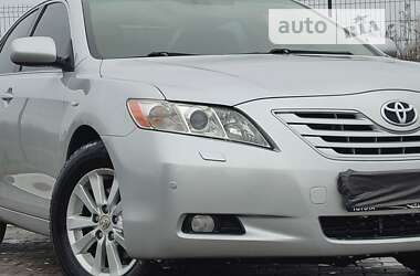 Седан Toyota Camry 2008 в Жовтих Водах