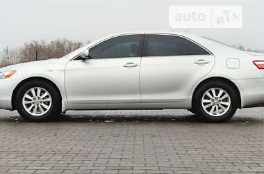 Седан Toyota Camry 2008 в Жовтих Водах