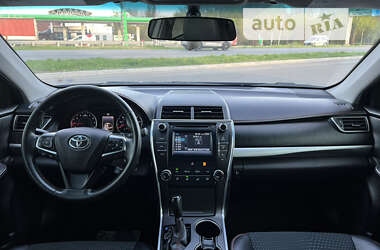 Седан Toyota Camry 2015 в Дніпрі