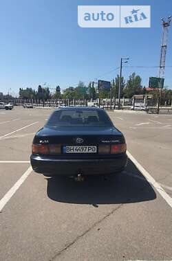 Седан Toyota Camry 1991 в Одессе
