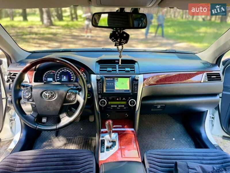 Седан Toyota Camry 2013 в Горишних Плавнях фото 17 Седан Toyota Camry 2013 в Горишних Плавнях