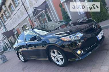 Седан Toyota Camry 2014 в Стрию