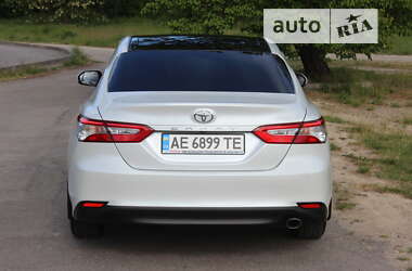 Седан Toyota Camry 2020 в Дніпрі