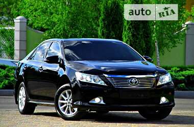 Toyota Camry 2012