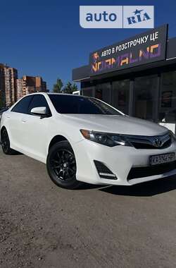 Toyota Camry 2015