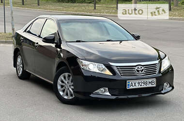 Toyota Camry 2012