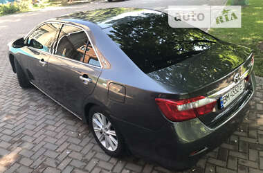 Седан Toyota Camry 2011 в Києві