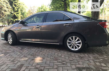 Седан Toyota Camry 2011 в Києві