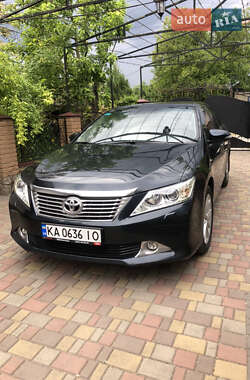 Toyota Camry 2011