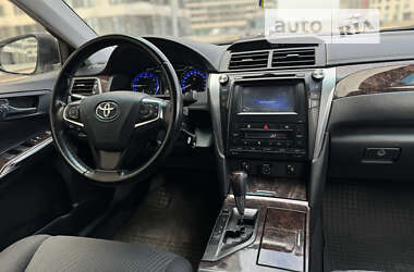 Седан Toyota Camry 2014 в Киеве