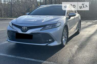 Toyota Camry 2018