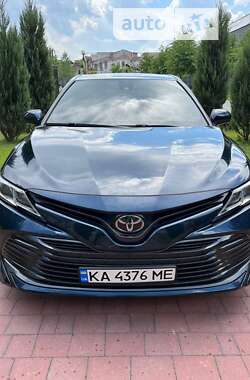 Toyota Camry 2018