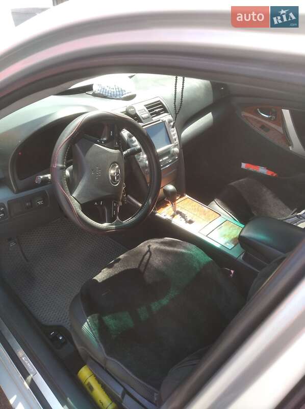 Седан Toyota Camry 2008 в Чернигове