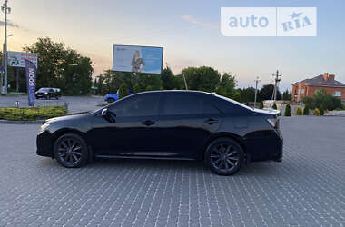 Седан Toyota Camry 2012 в Хмельницком