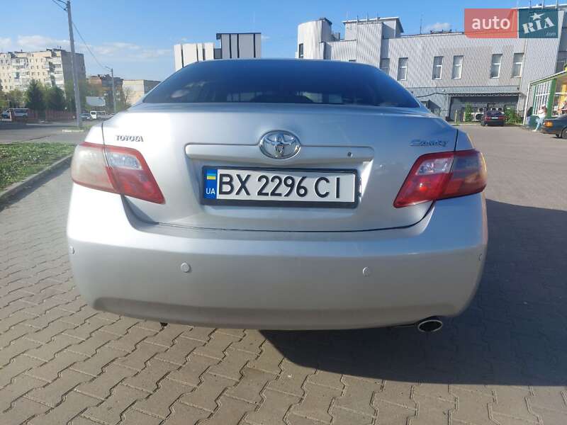 Седан Toyota Camry 2007 в Хмельницькому