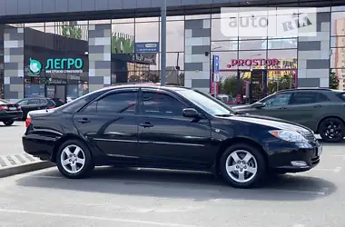 Toyota Camry 2004