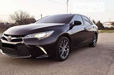 Toyota Camry 2016