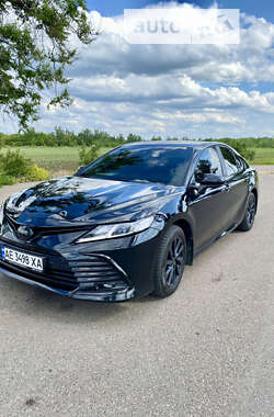 Седан Toyota Camry 2021 в Кривом Роге