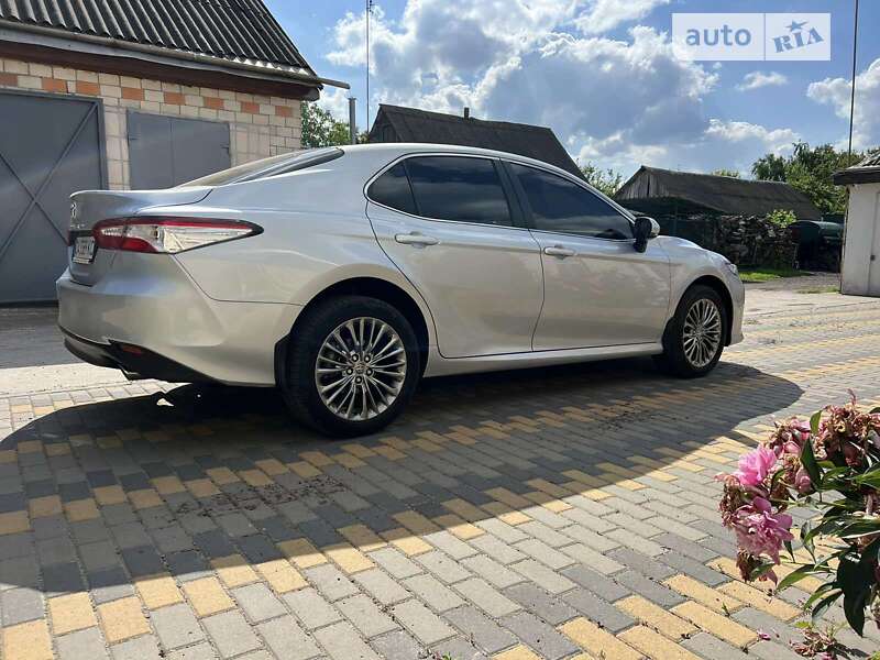 Седан Toyota Camry 2018 в Черкассах фото 17 Седан Toyota Camry 2018 в Черкассах