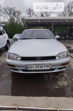 Седан Toyota Camry 1991 в Умані