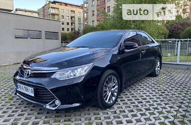 Toyota Camry 2017