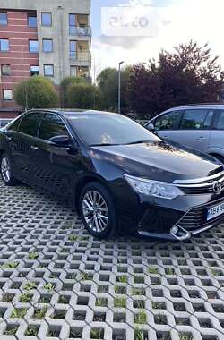 Седан Toyota Camry 2017 в Києві