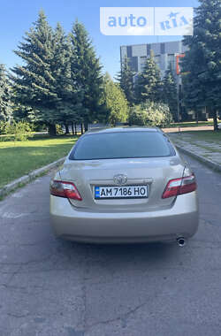 Седан Toyota Camry 2008 в Житомире