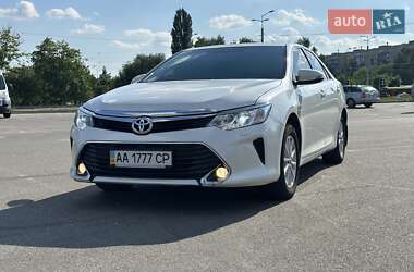 Toyota Camry 2017