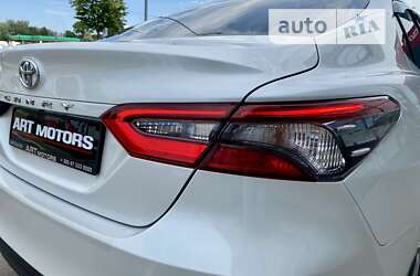 Седан Toyota Camry 2021 в Києві