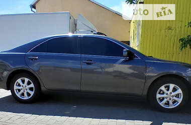 Toyota Camry 2011