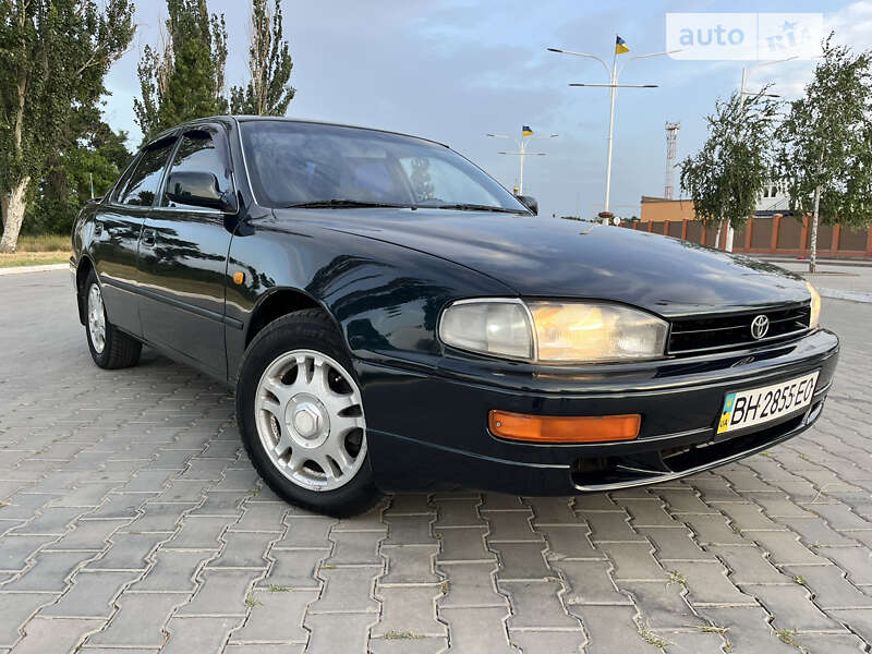 Седан Toyota Camry 1992 в Ізмаїлі