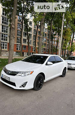 Toyota Camry 2013