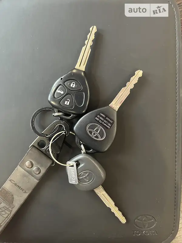 Седан Toyota Camry 2011 в Харкові документ