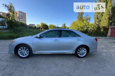 Седан Toyota Camry 2013 в Полтаве