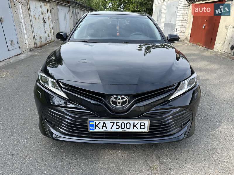 Toyota Camry 2017