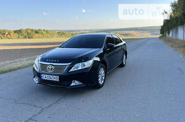 Седан Toyota Camry 2013 в Умані