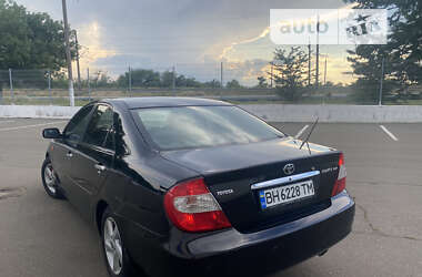 Седан Toyota Camry 2004 в Белгороде-Днестровском