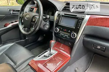 Toyota Camry 2013