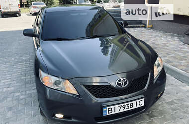 Седан Toyota Camry 2006 в Полтаве