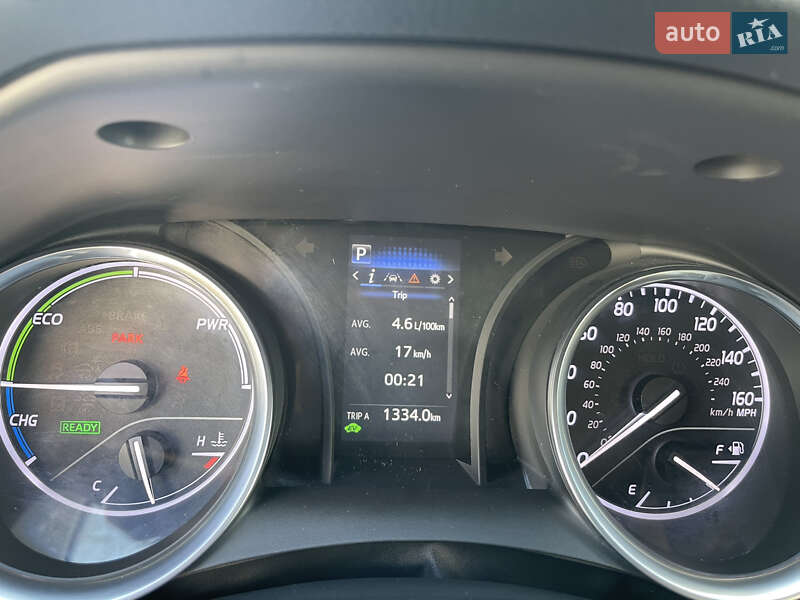 Седан Toyota Camry 2017 в Івано-Франківську
