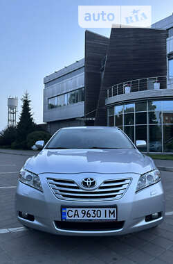 Седан Toyota Camry 2006 в Черкассах